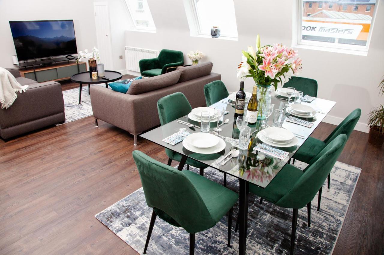 High Life Serviced Apartments - Old Town Swindon Eksteriør billede