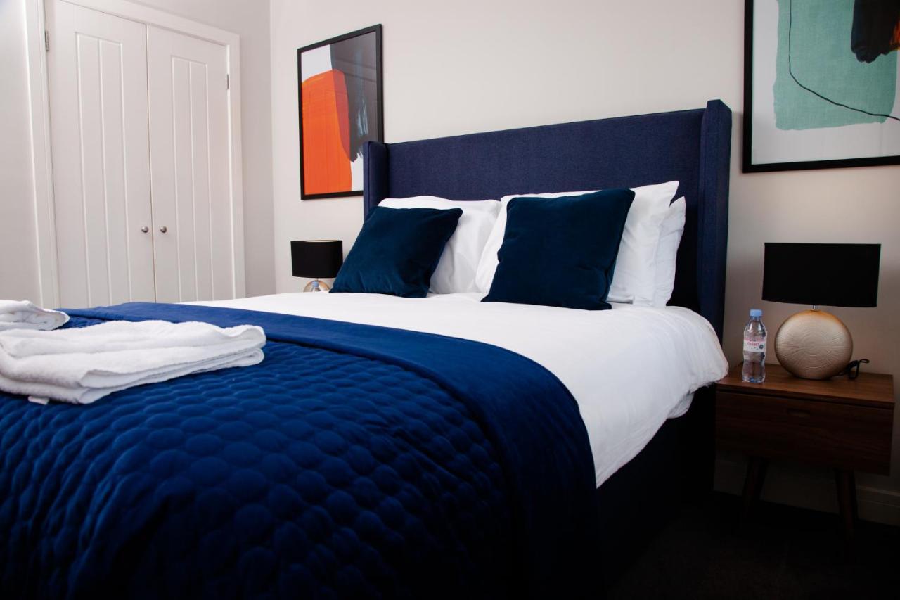 High Life Serviced Apartments - Old Town Swindon Eksteriør billede