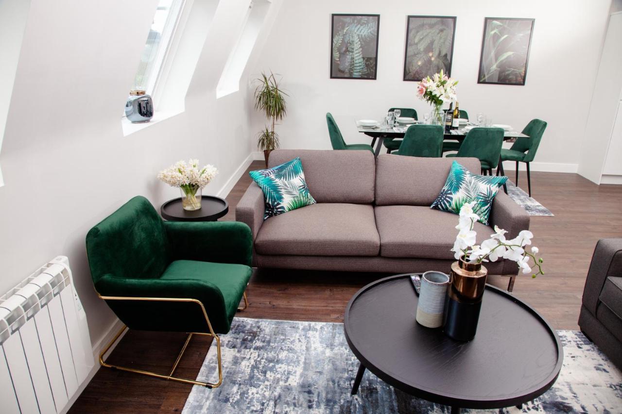High Life Serviced Apartments - Old Town Swindon Eksteriør billede