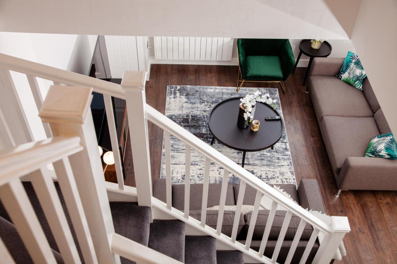 High Life Serviced Apartments - Old Town Swindon Eksteriør billede