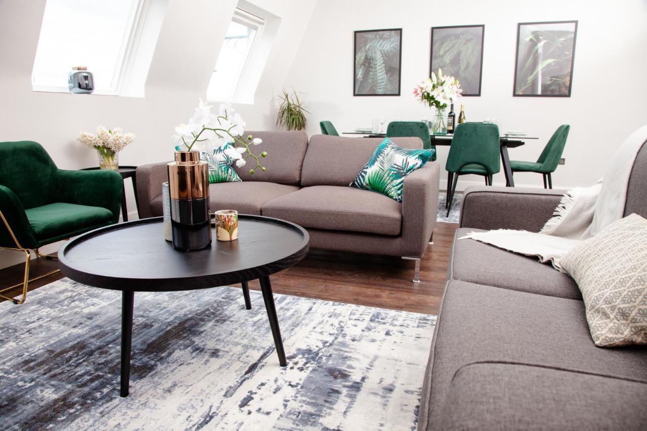 High Life Serviced Apartments - Old Town Swindon Eksteriør billede